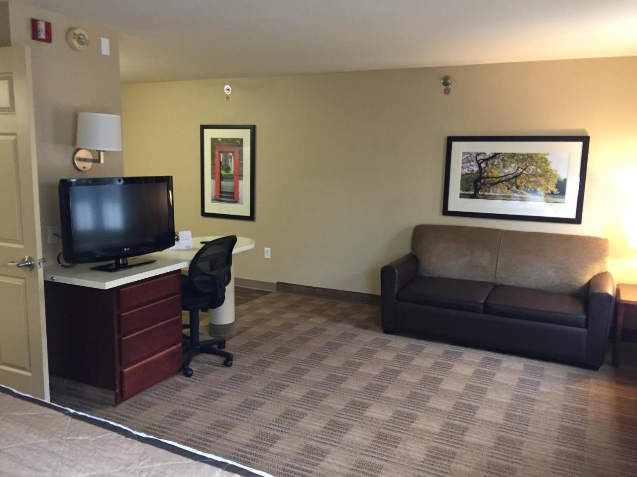 Extended America - Albuquerque - Blvd 2*